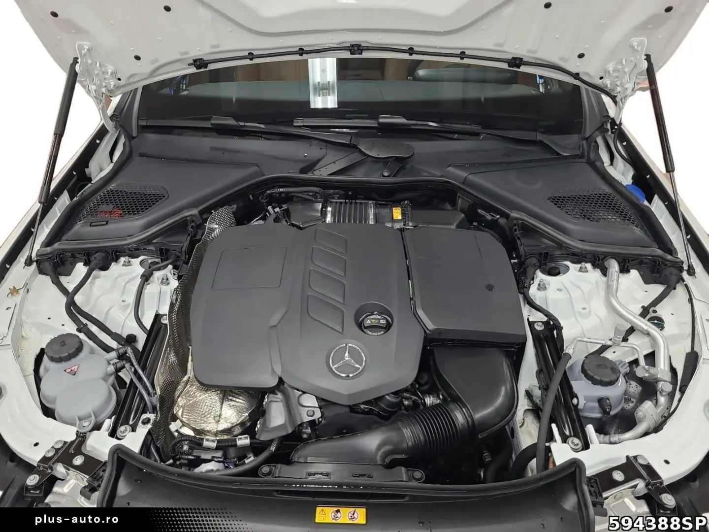 MERCEDES-BENZ E 220 d AMG Digital Light Pano 360  Bu&hellip;