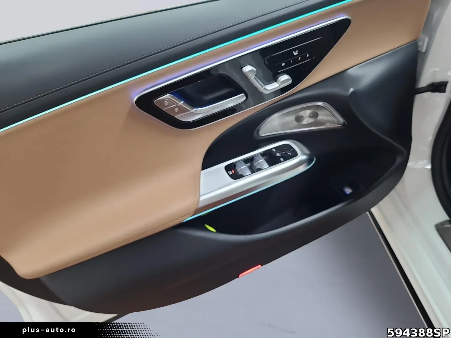 MERCEDES-BENZ E 220 d AMG Digital Light Pano 360  Bu&hellip;