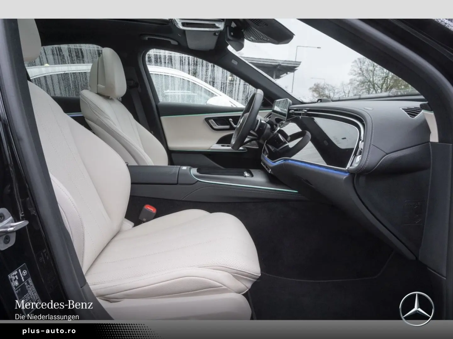 MERCEDES-BENZ E 220 d AMG Prem. PANO NIGHT 20  Bur4D&hellip;