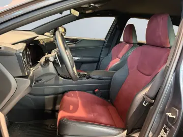 LEXUS NX 350h  Bi-LED ACC CAM Navi CarPlay Soundsystem