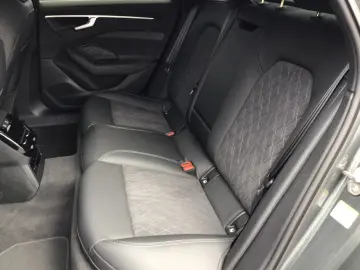 Audi A6 Sedan TDI quattro 150 kW S tronic