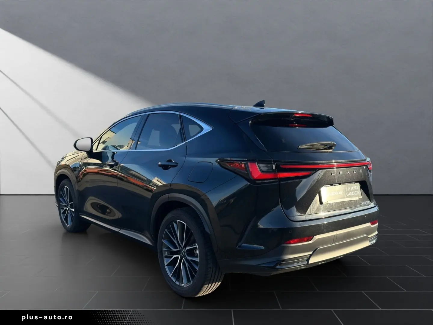 LEXUS NX 350h LUXURY MARK LEVINSON