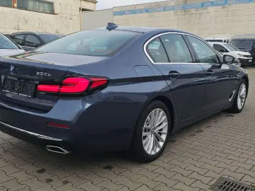 BMW 530 530 e xDrive Luxury Line