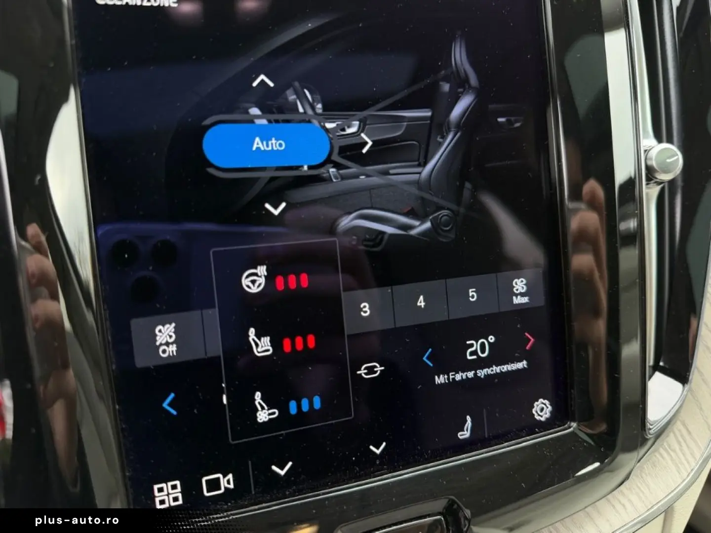 VOLVO XC60 Ultimate Bright Plug-In Hybrid T8