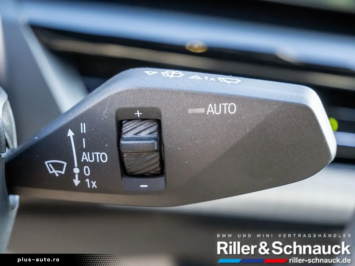 BMW 520d M-Sport 360  LED HUD H K NAVI KEYLESS KLIMA