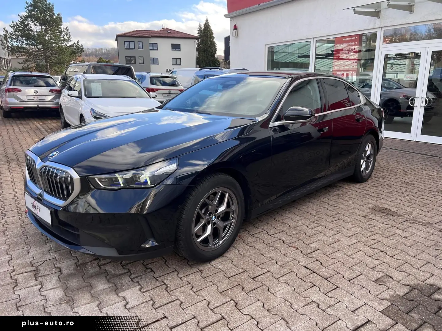 BMW 520d Limousine HUD H&K Sitzebelüftung 360