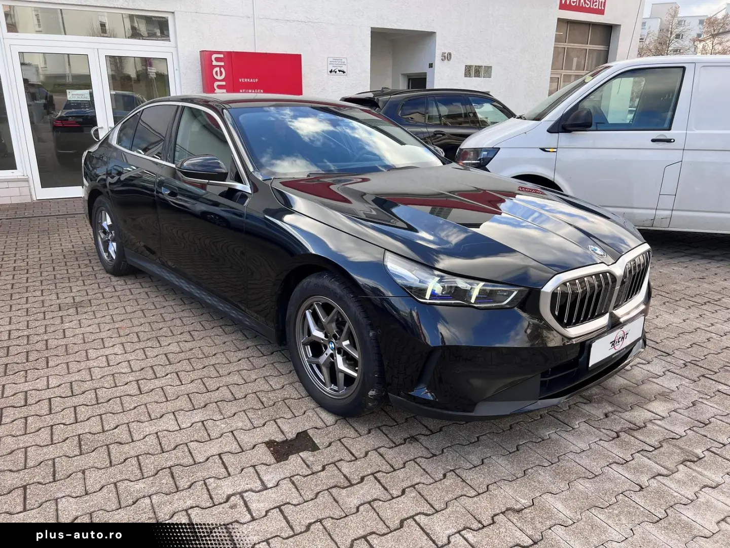 BMW 520d Limousine HUD H&K Sitzebelüftung 360