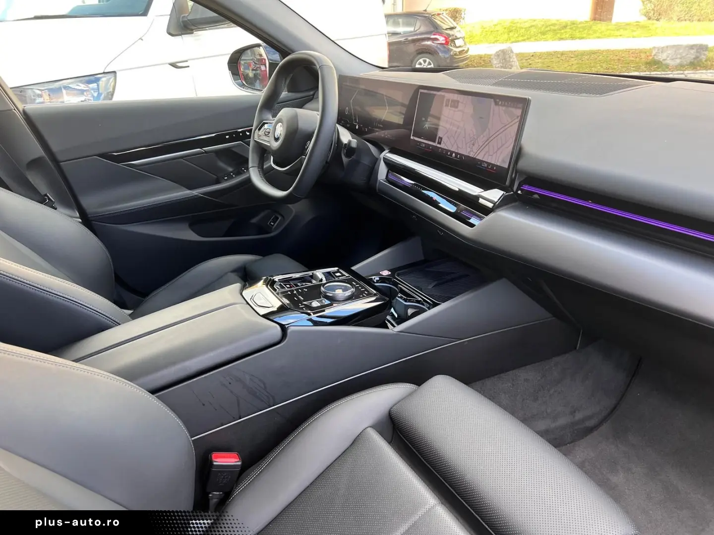 BMW 520d Limousine HUD H&K Sitzebelüftung 360