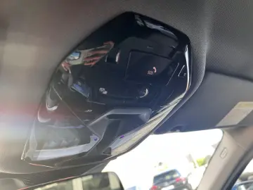 BMW 520d Limousine HUD H&K Sitzebelüftung 360