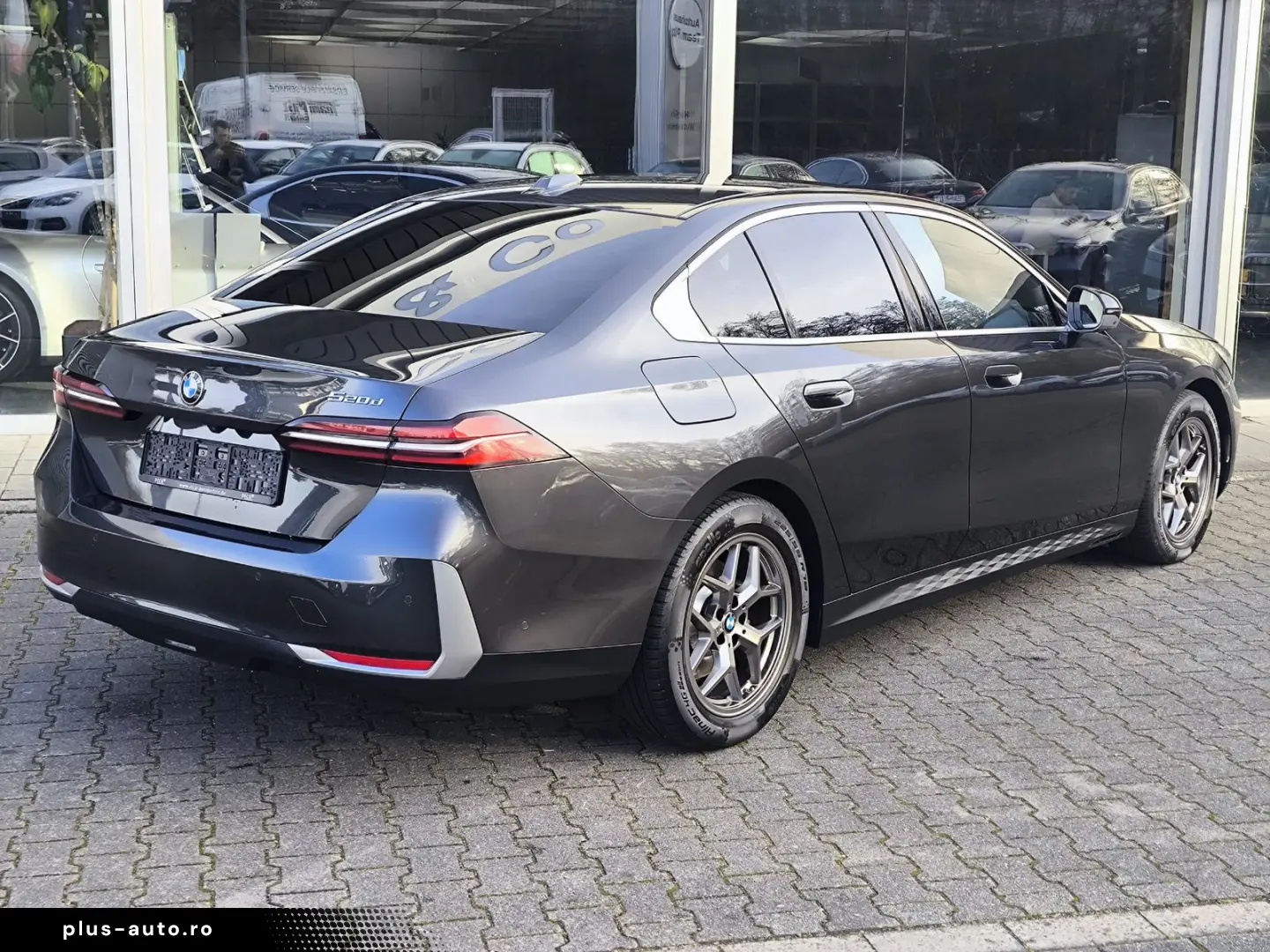 BMW 520 d VIRTU MEMO LEDER PROF LED SHZ HEAD H&K 360