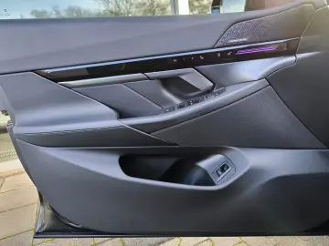 BMW 520 d VIRTU MEMO LEDER PROF LED SHZ HEAD H&K 360