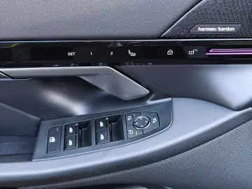 BMW 520 d VIRTU MEMO LEDER PROF LED SHZ HEAD H&K 360