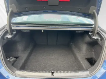 BMW 520i Sitzbelüft. Standhzg. 19 LMR Head-Up