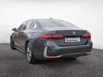 BMW 520i 360 KAM HUD SITZBELÜFTUNG HK