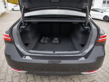 BMW 520i 360 KAM HUD SITZBELÜFTUNG HK