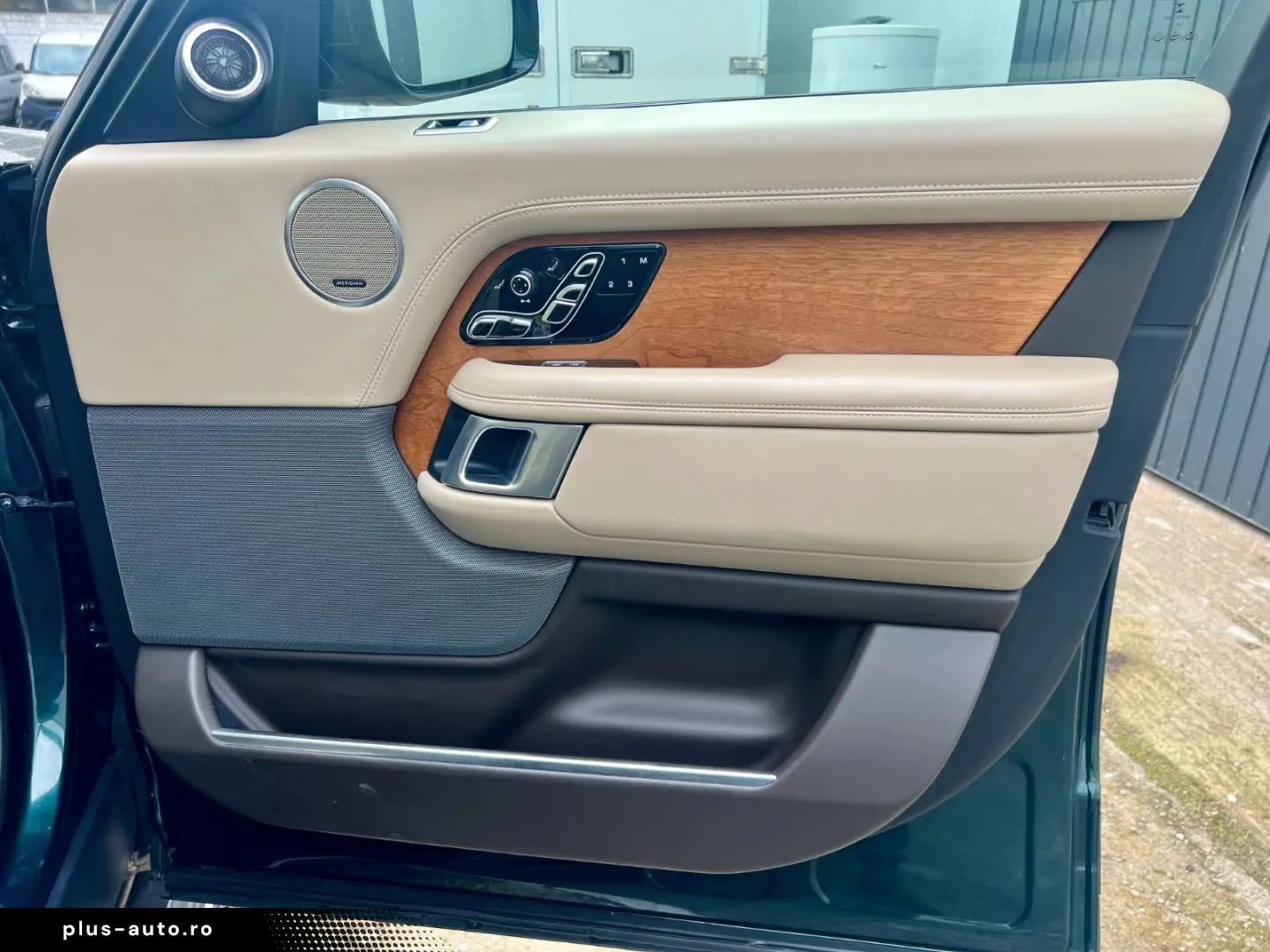 LAND ROVER Range Rover 3.0 P400 Autobiography Lang HUD