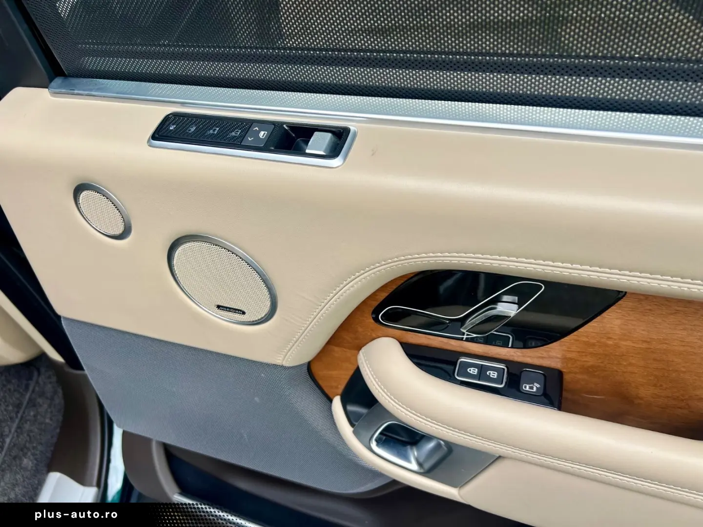 LAND ROVER Range Rover 3.0 P400 Autobiography Lang HUD