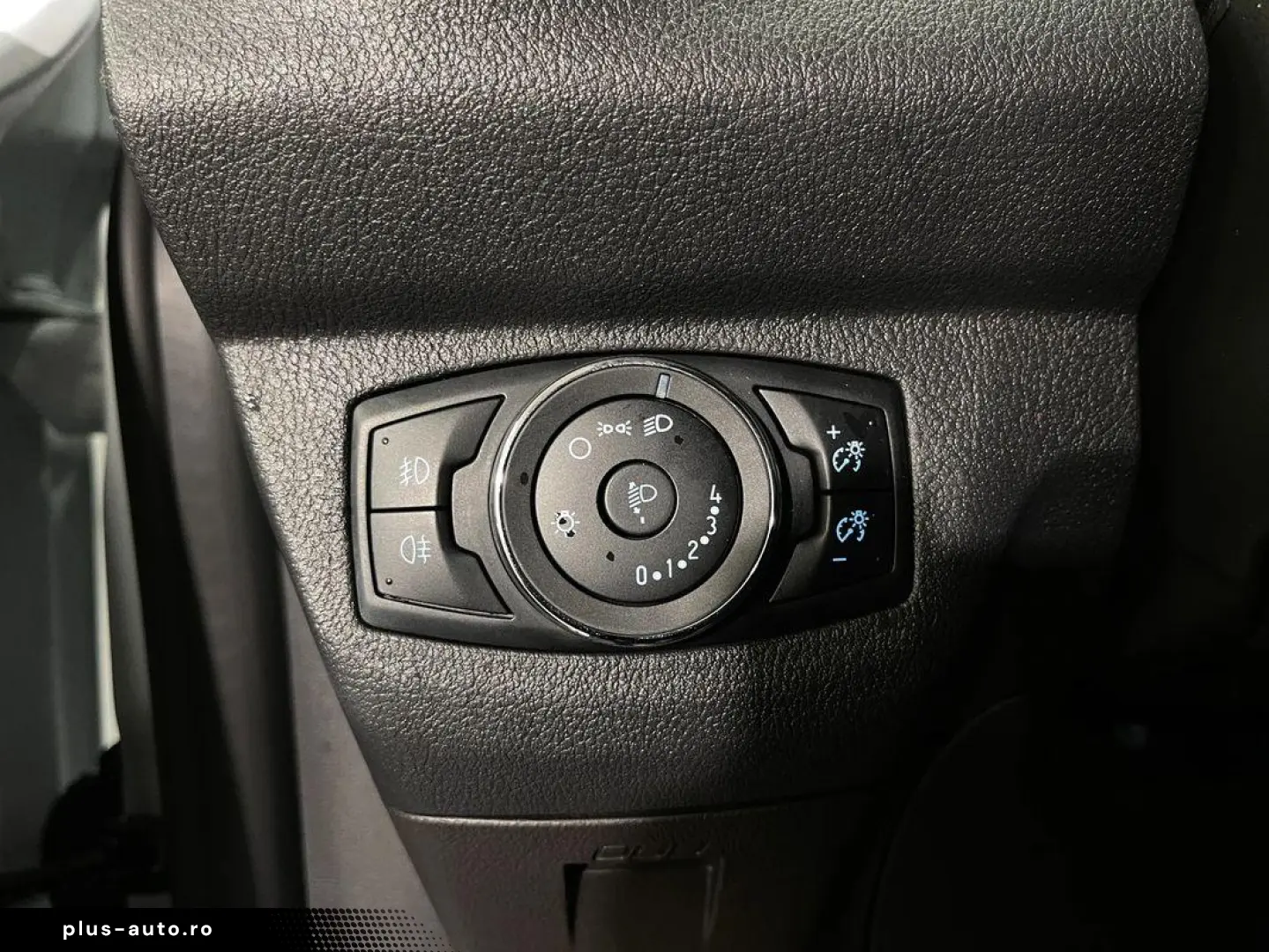 Ford Transit Courier