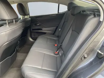 LEXUS ES 300 h Executive Line  Bi-LED Leder GSD