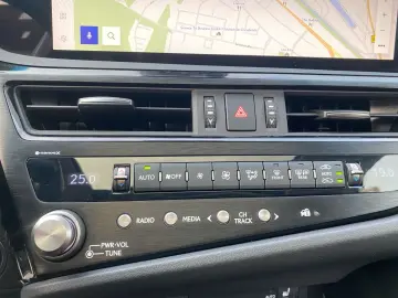 LEXUS ES 300 h Executive Line  Bi-LED Leder GSD