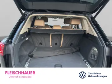 VW Touareg TDI 4Motion R-Line V6 DSG LEDER PANO