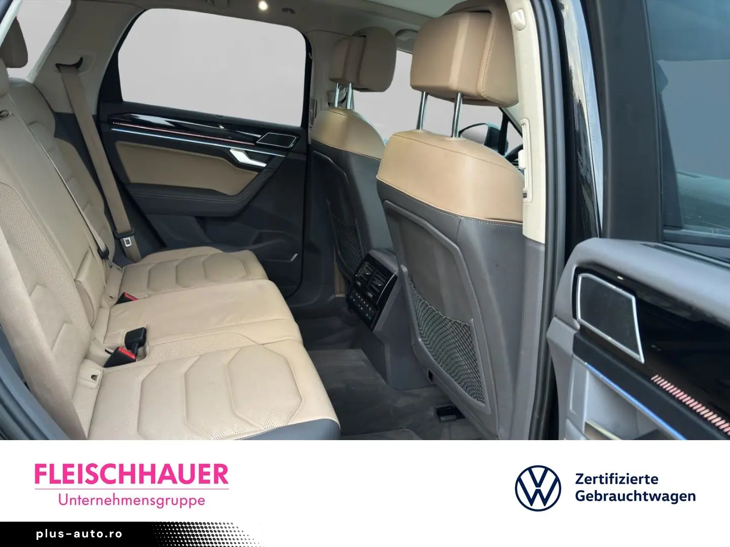 VW Touareg TDI 4Motion R-Line V6 DSG LEDER PANO