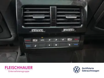 VW Touareg TDI 4Motion R-Line V6 DSG LEDER PANO