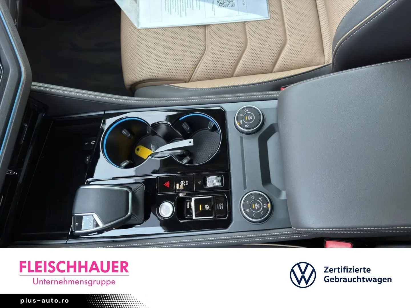 VW Touareg TDI 4Motion R-Line V6 DSG LEDER PANO