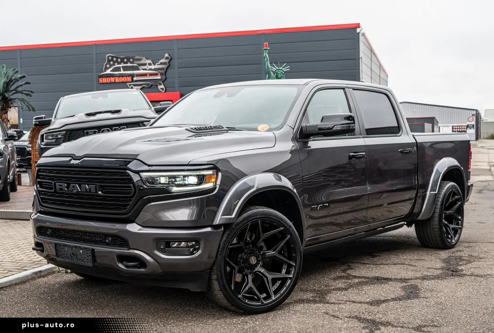 DODGE RAM Limited Night 5.7l Luft LPG ACC