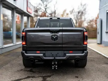 DODGE RAM Limited Night 5.7l Luft LPG ACC