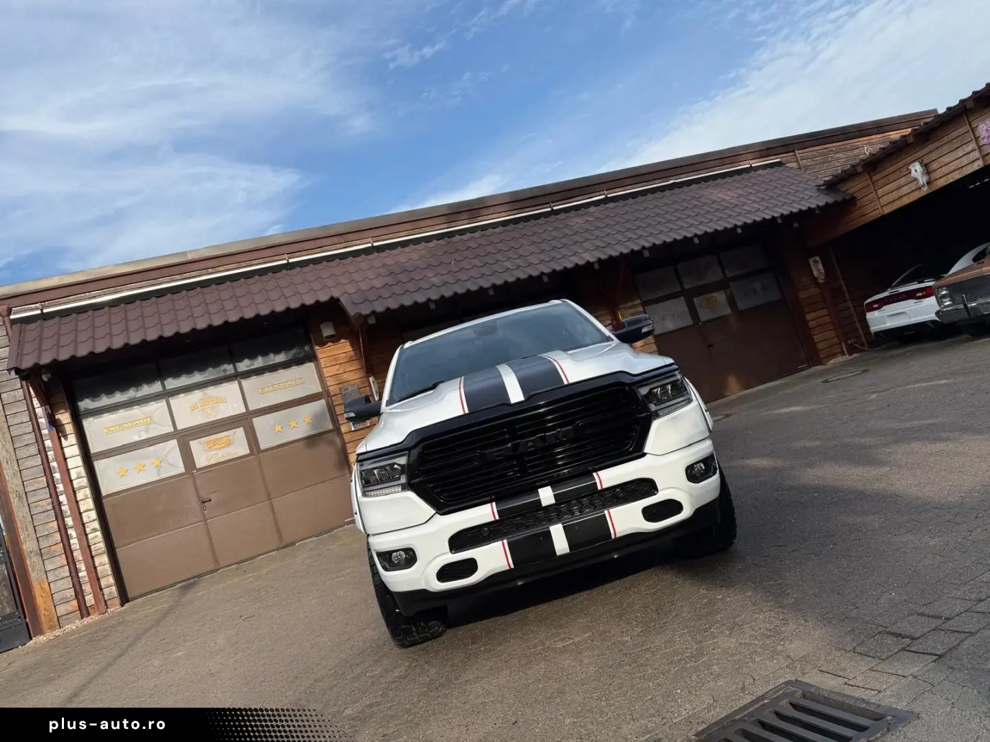 DODGE V8 OFFROAD LIFT BÜGEL LED 4X4 NAVI AHK GARANTIE
