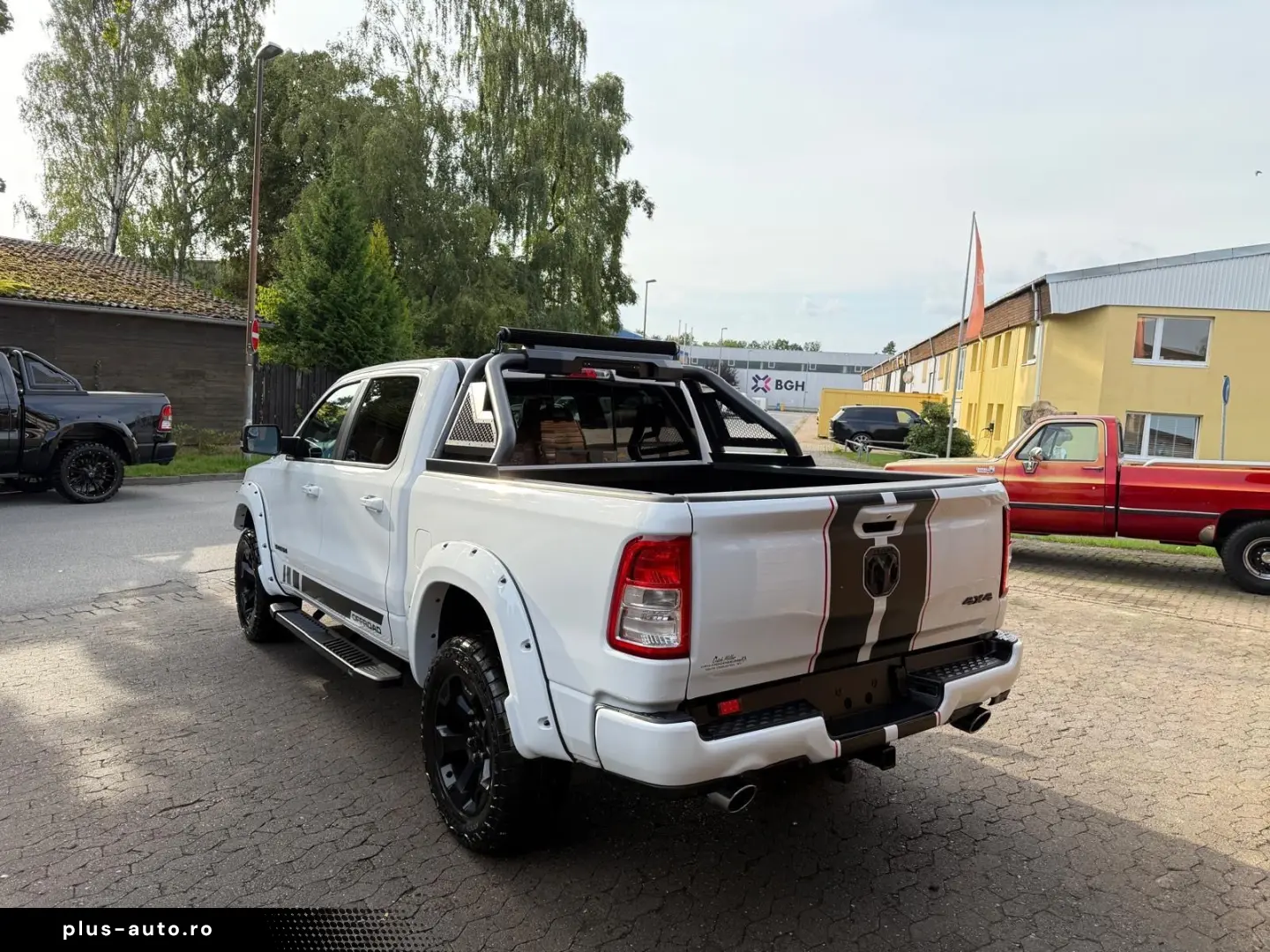 DODGE V8 OFFROAD LIFT BÜGEL LED 4X4 NAVI AHK GARANTIE