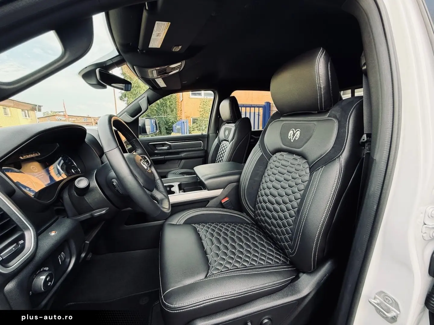 DODGE V8 OFFROAD LIFT BÜGEL LED 4X4 NAVI AHK GARANTIE