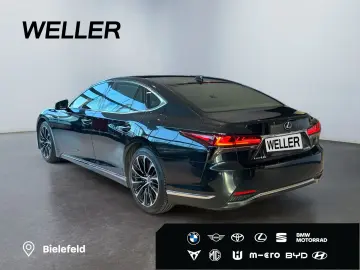 LEXUS LS 500 h E-FOUR Executive Line  Luftfeder HUD 36
