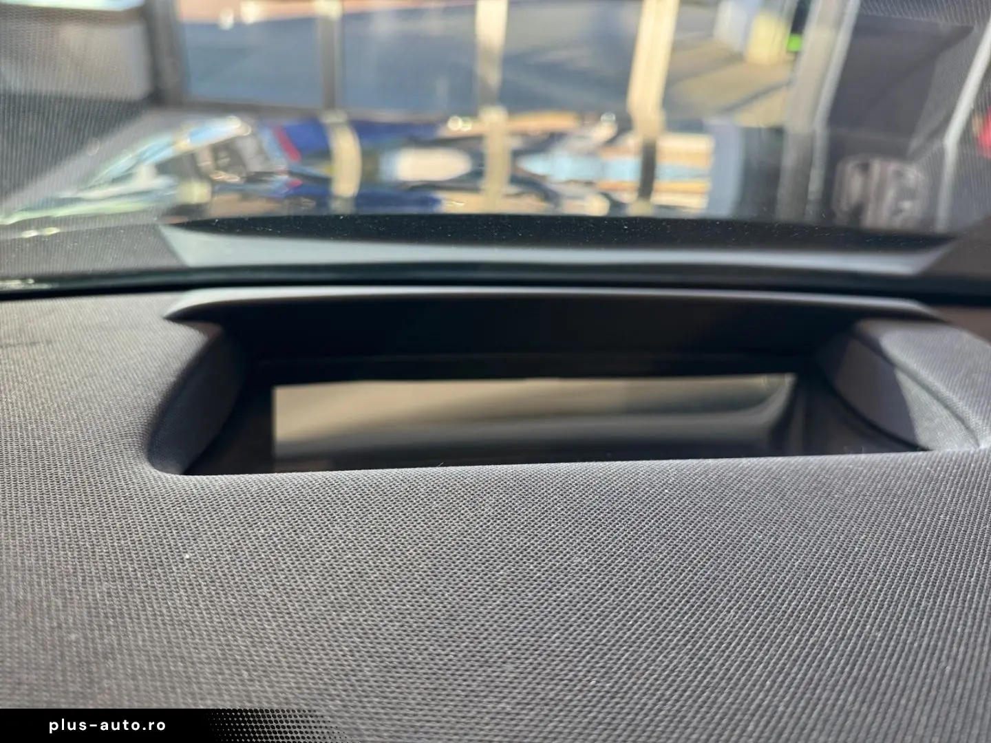 LEXUS LS 500 h E-FOUR Executive Line  Luftfeder HUD 36