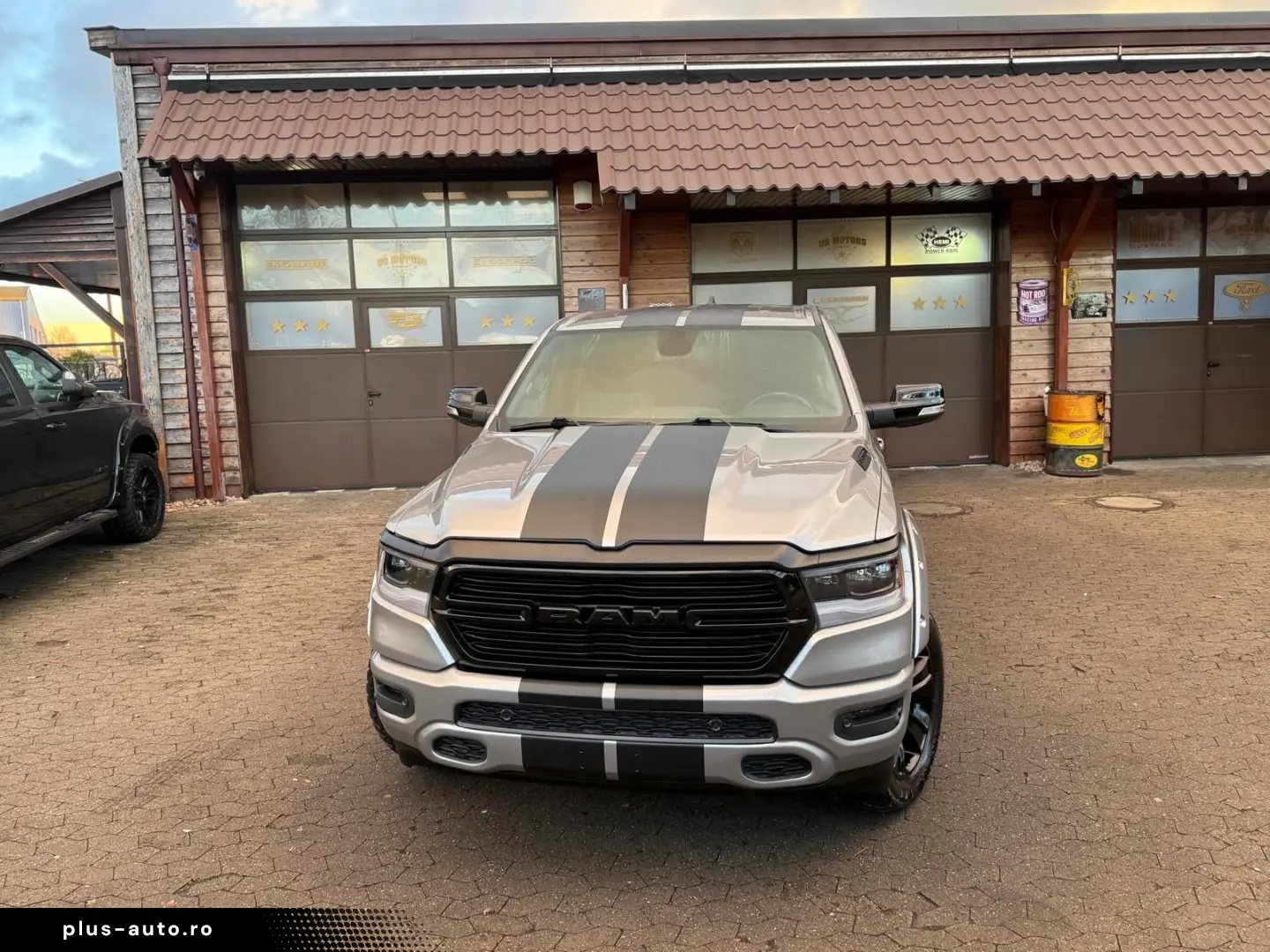 DODGE V8 AHK NAVI LONGBED OFFROAD ALCANTARA LIFT LED