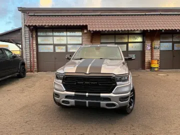 DODGE V8 AHK NAVI LONGBED OFFROAD ALCANTARA LIFT LED