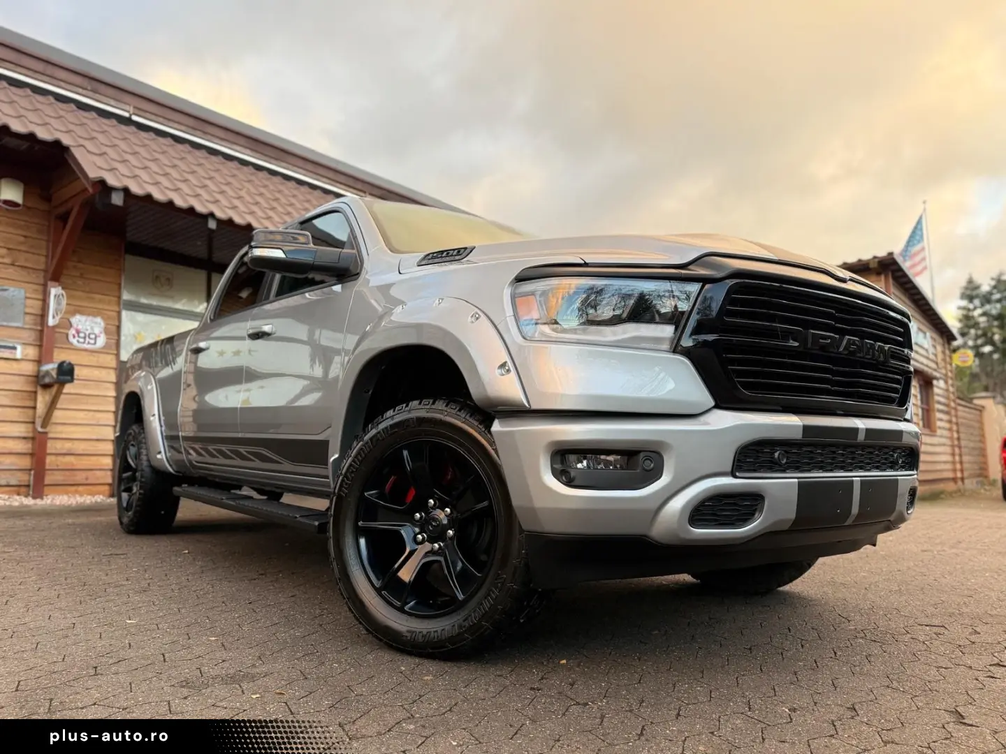 DODGE V8 AHK NAVI LONGBED OFFROAD ALCANTARA LIFT LED