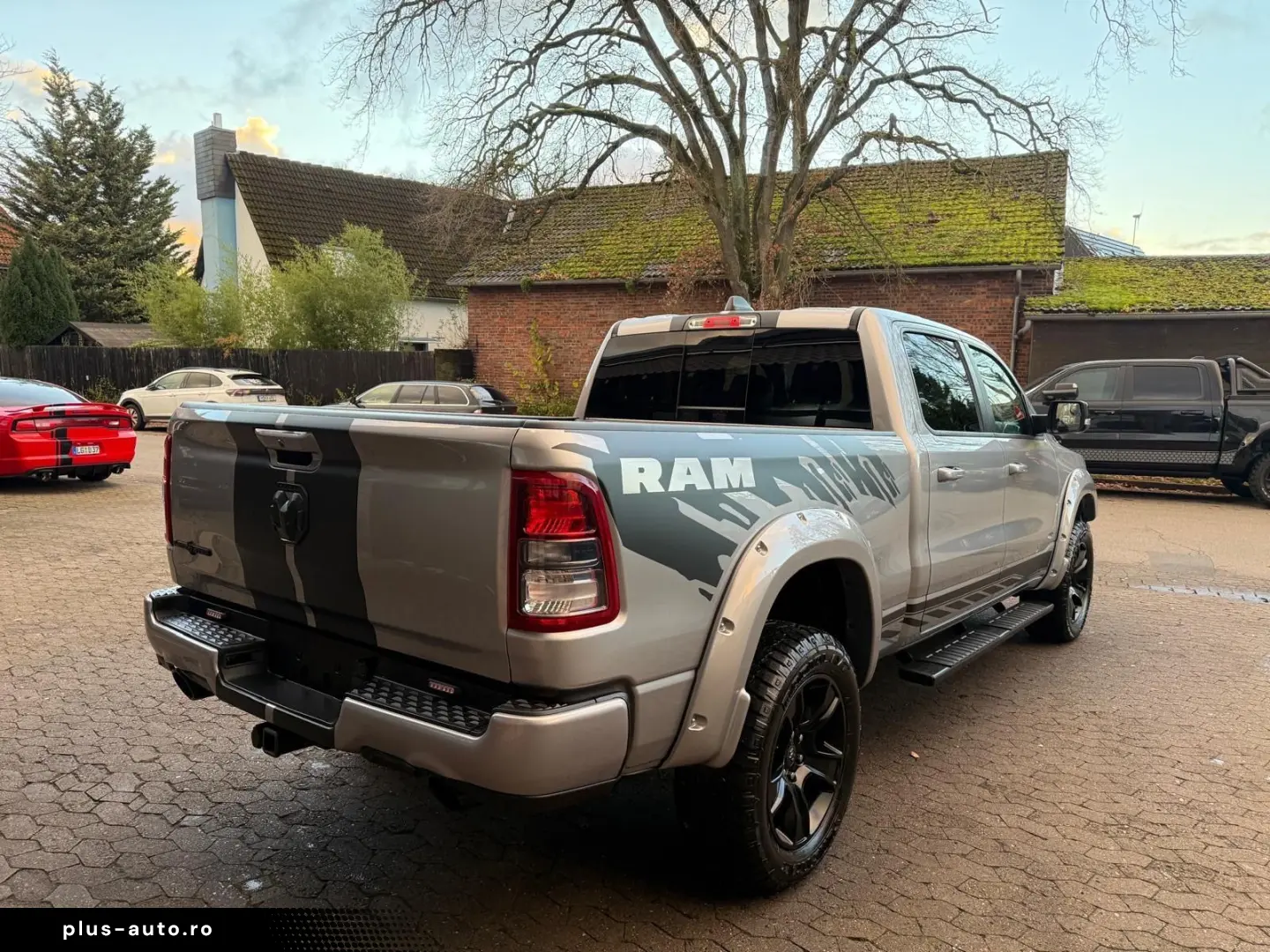 DODGE V8 AHK NAVI LONGBED OFFROAD ALCANTARA LIFT LED