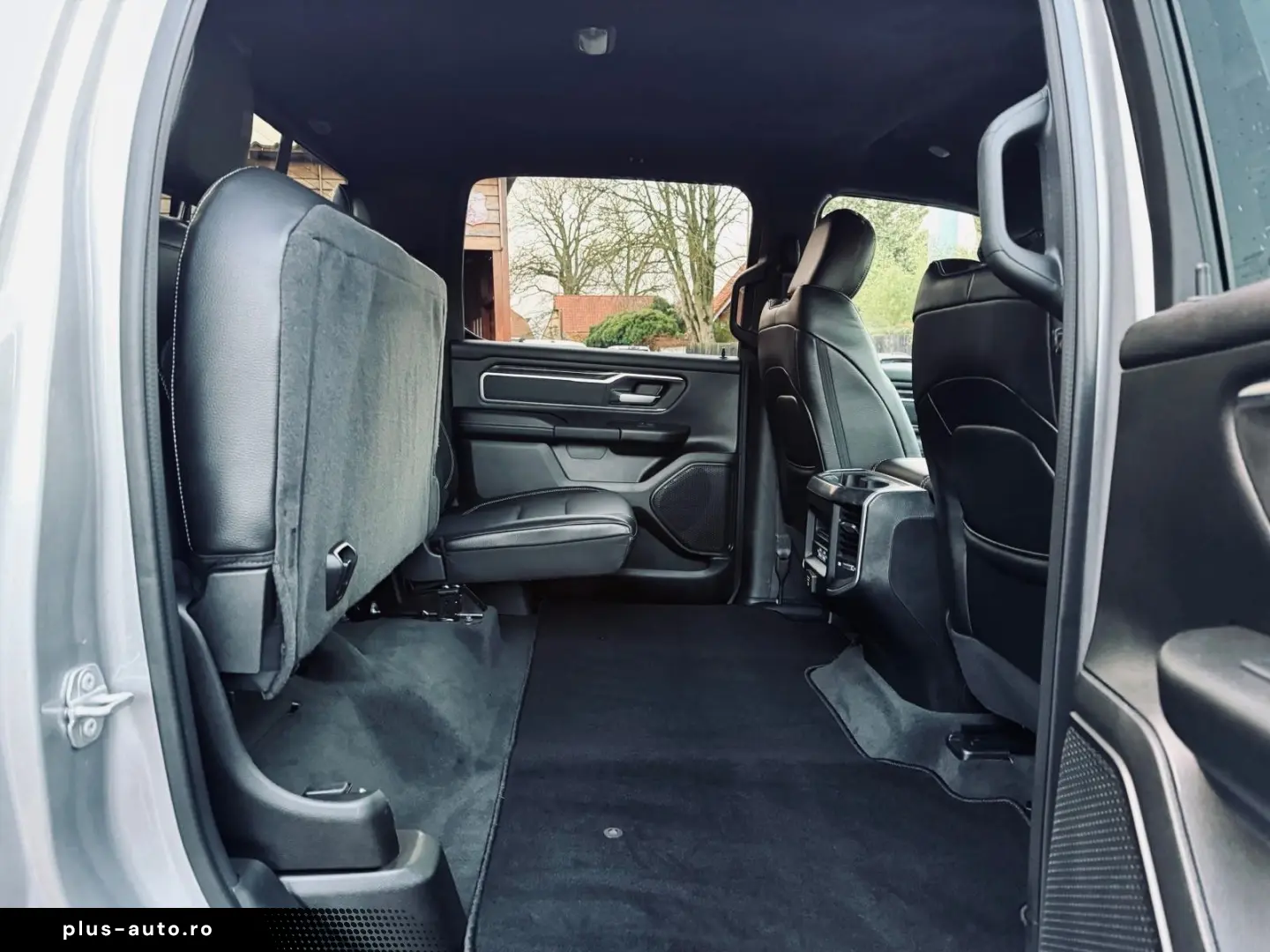 DODGE V8 AHK NAVI LONGBED OFFROAD ALCANTARA LIFT LED