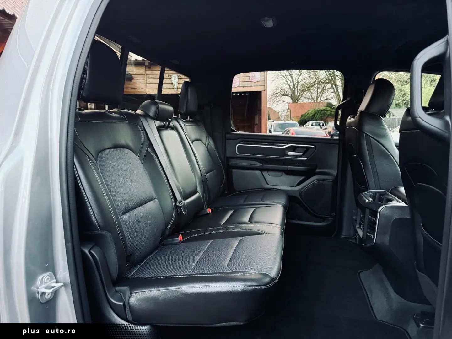 DODGE V8 AHK NAVI LONGBED OFFROAD ALCANTARA LIFT LED