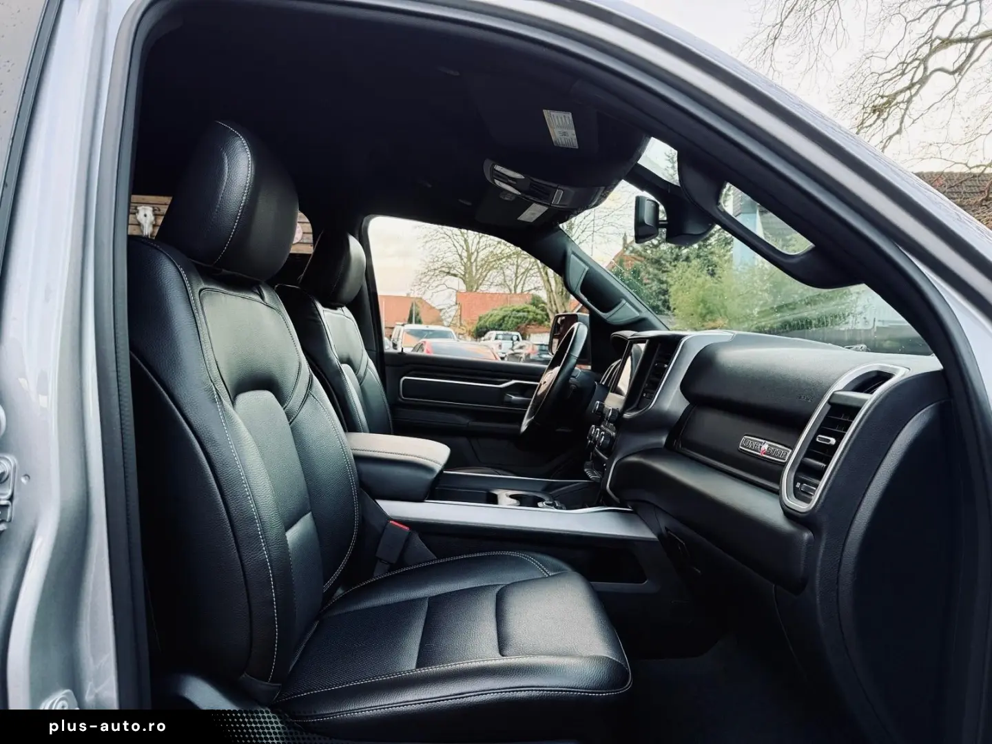 DODGE V8 AHK NAVI LONGBED OFFROAD ALCANTARA LIFT LED