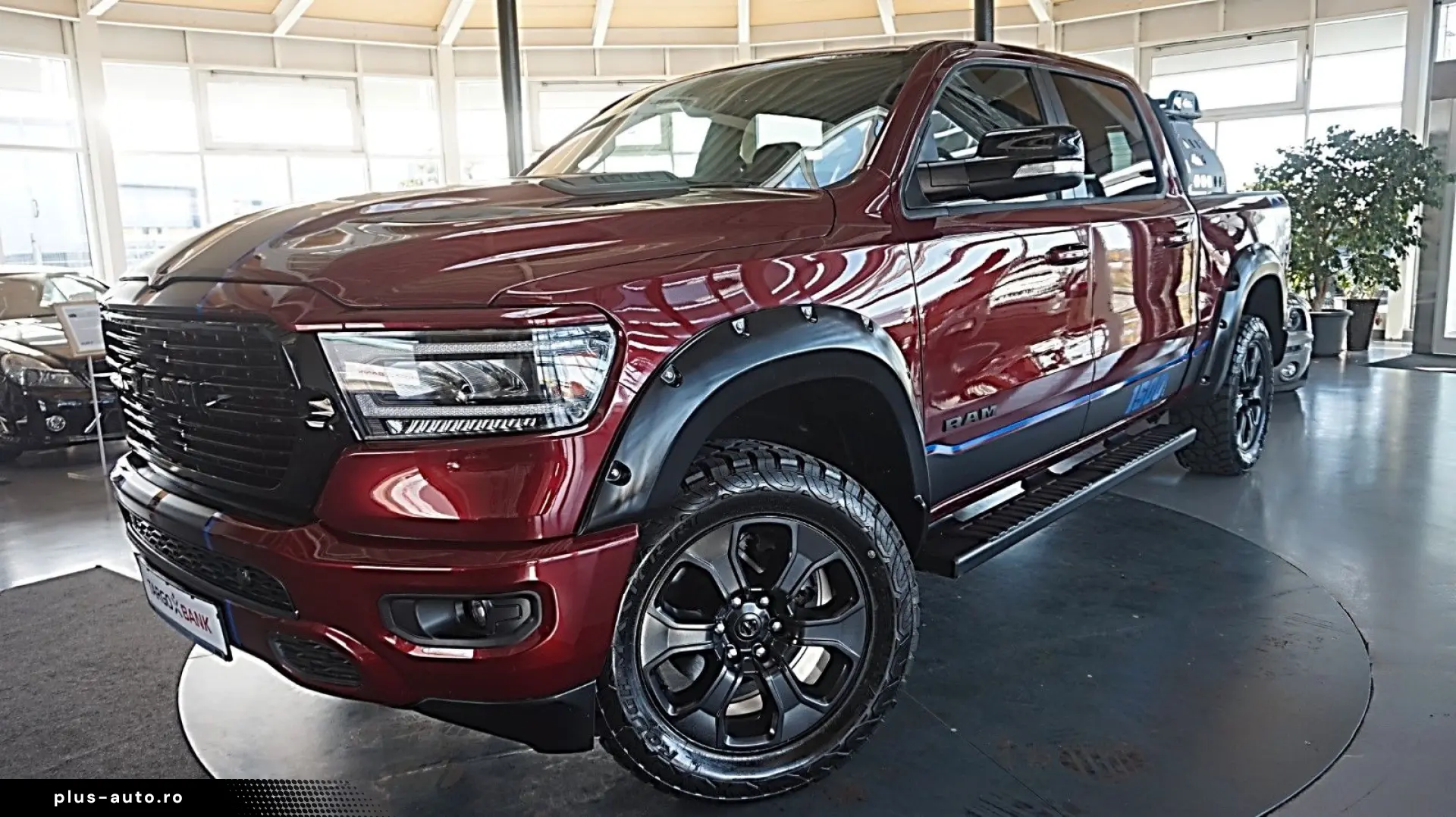 DODGE RAM 1500 HEMI V8eTorque Crew_Cab hoch-breit AHK