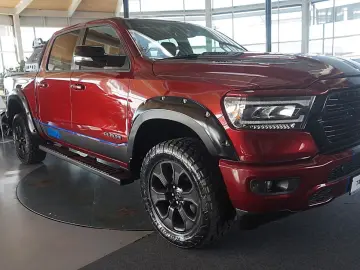 DODGE RAM 1500 HEMI V8eTorque Crew_Cab hoch-breit AHK