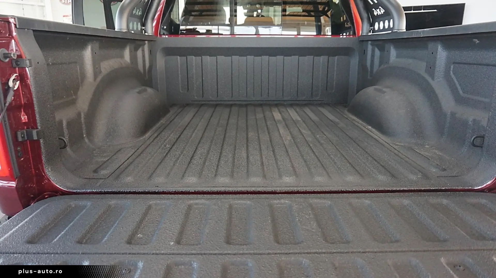 DODGE RAM 1500 HEMI V8eTorque Crew_Cab hoch-breit AHK