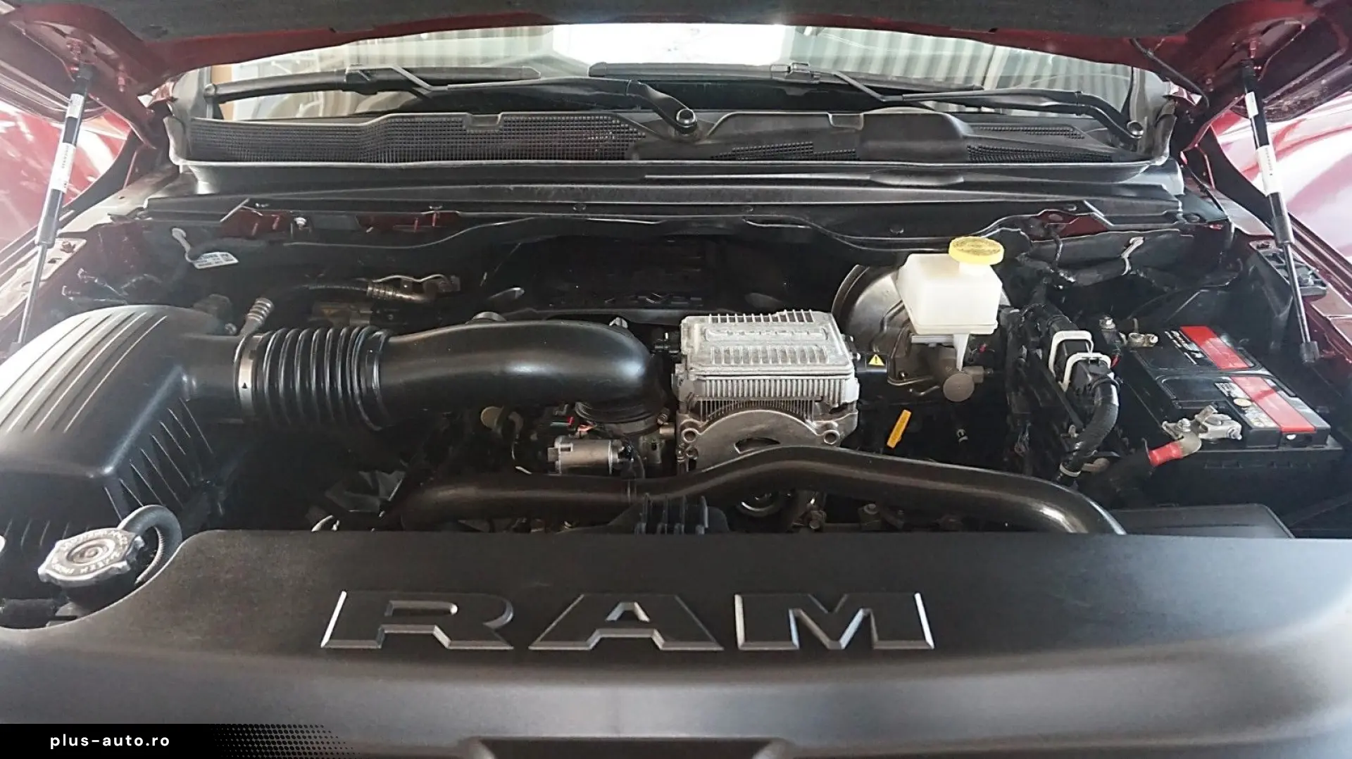 DODGE RAM 1500 HEMI V8eTorque Crew_Cab hoch-breit AHK