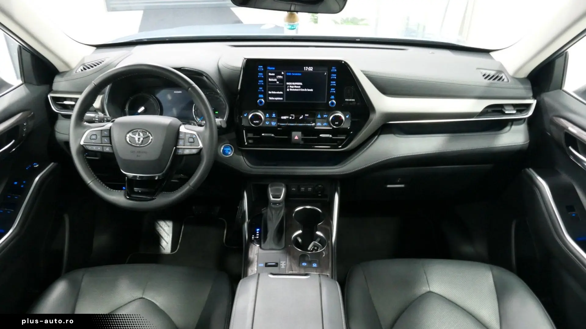 TOYOTA Highlander 2.5 Hybrid Luxury 7-Sitzer Pano ACC