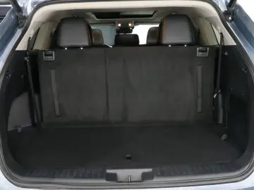 TOYOTA Highlander 2.5 Hybrid Luxury 7-Sitzer Pano ACC