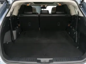 TOYOTA Highlander 2.5 Hybrid Luxury 7-Sitzer Pano ACC