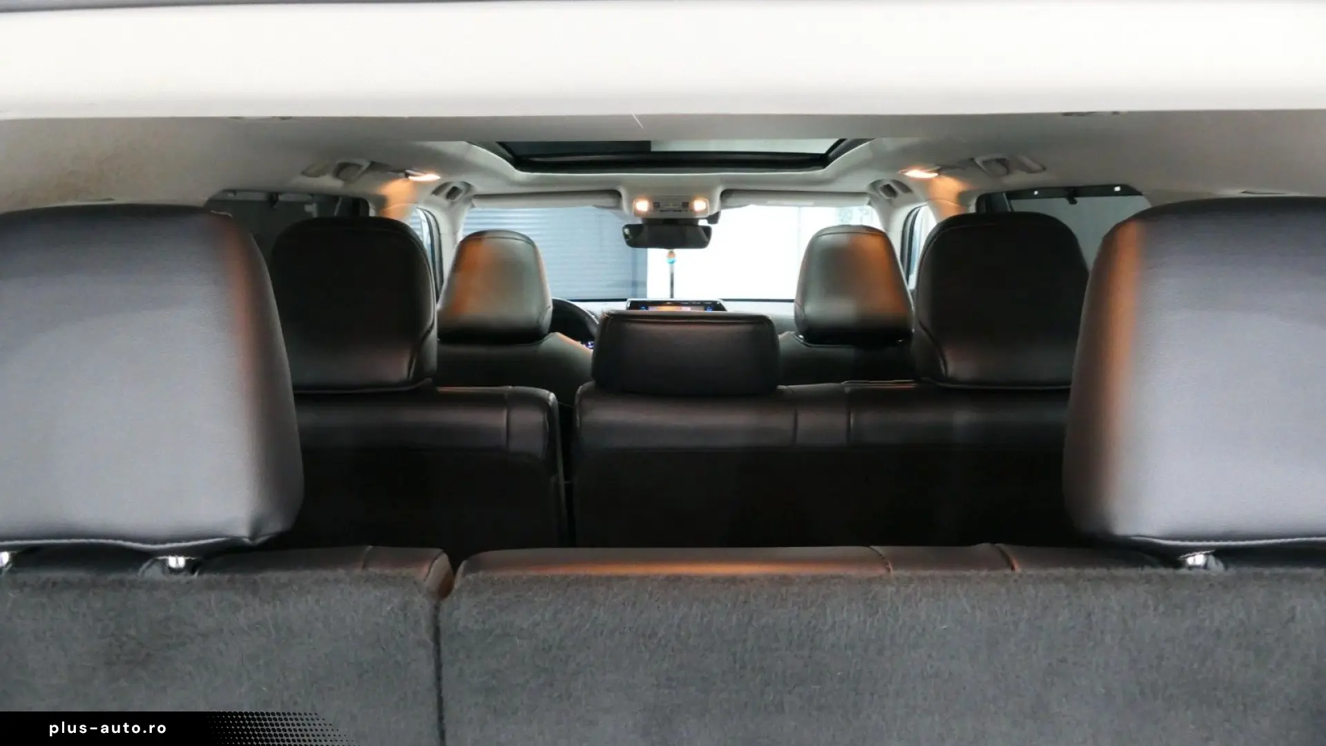 TOYOTA Highlander 2.5 Hybrid Luxury 7-Sitzer Pano ACC